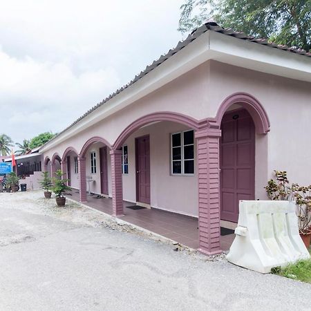 Kampung Guest House ปันไตเจอนัง ภายนอก รูปภาพ