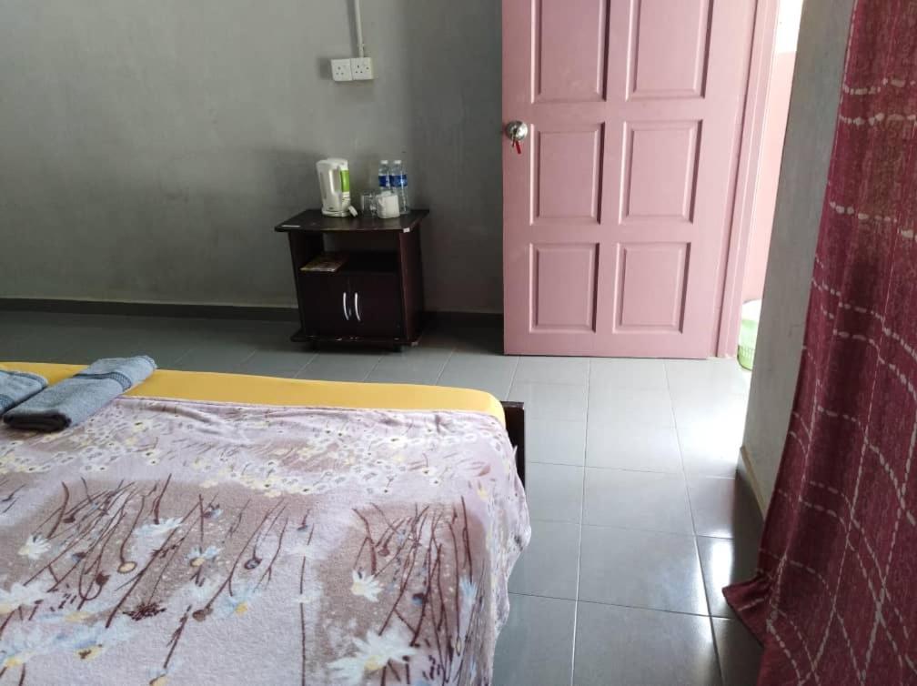 Kampung Guest House ปันไตเจอนัง ภายนอก รูปภาพ